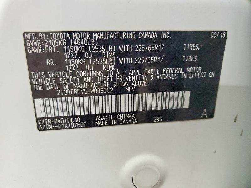 Photo 14 from auction – 2018 TOYOTA RAV4 with VIN 2T3RFREV5JW838052