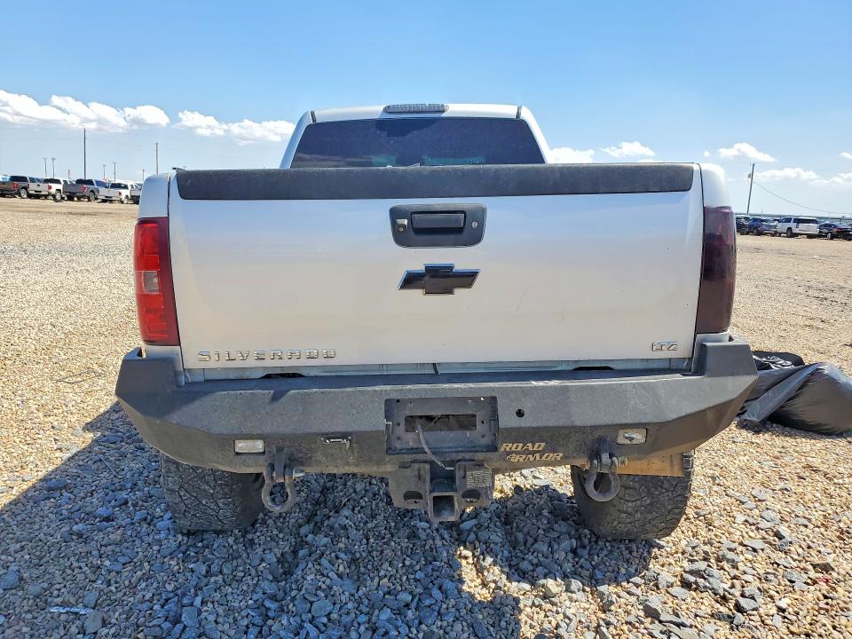Photo 6 from auction – 2011 CHEVROLET SILVERADO with VIN 1GC1KYC83BF202152