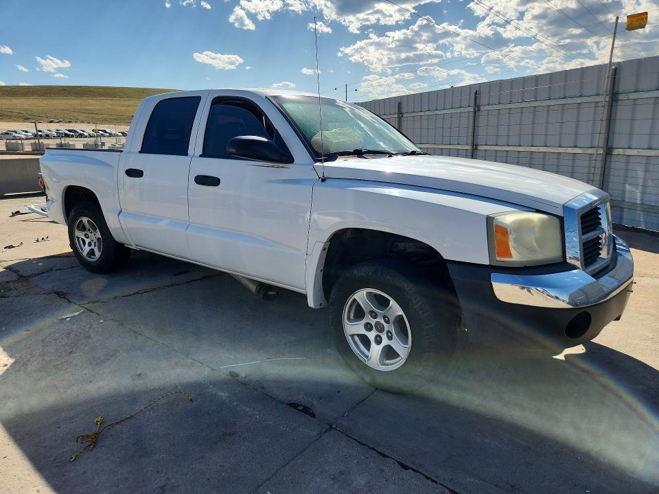 Photo 4 from auction – 2005 DODGE DAKOTA with VIN 1D7HE48N55S329502