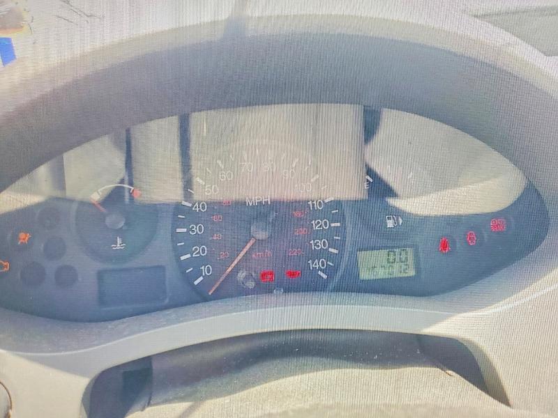Photo 9 from auction – 2005 FORD FOCUS with VIN 1FAFP36N95W245948