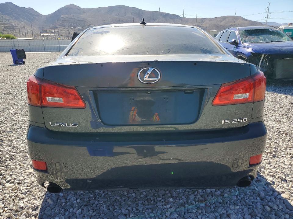 Photo 6 from auction – 2007 LEXUS IS with VIN JTHBK262272027477