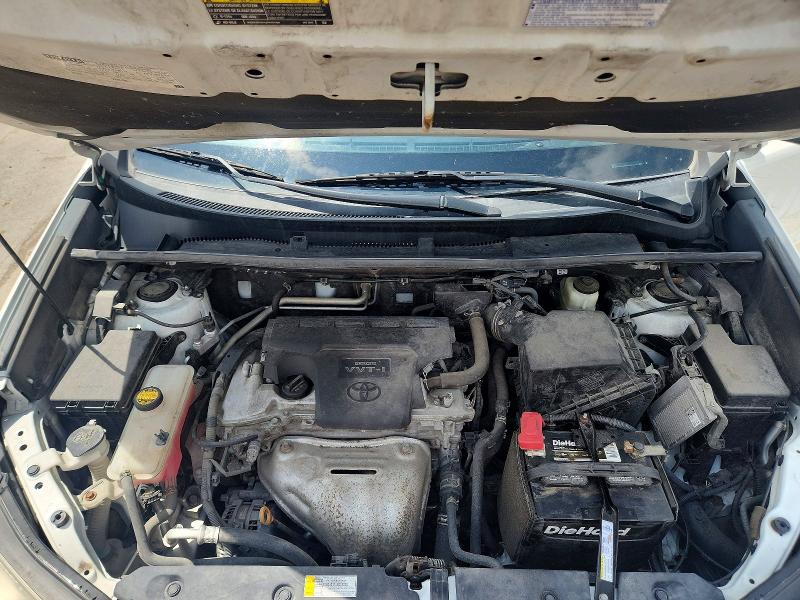 Photo 11 from auction – 2018 TOYOTA RAV4 with VIN 2T3RFREV2JW701411