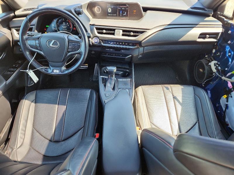 Photo 8 from auction – 2020 LEXUS UX with VIN JTHR9JBH5L2027353