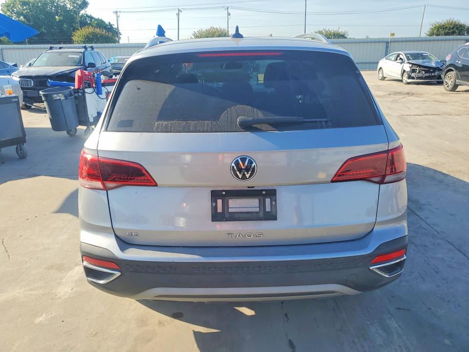 Photo 6 from auction – 2024 VOLKSWAGEN TAOS with VIN 3VVEX7B27RM057171