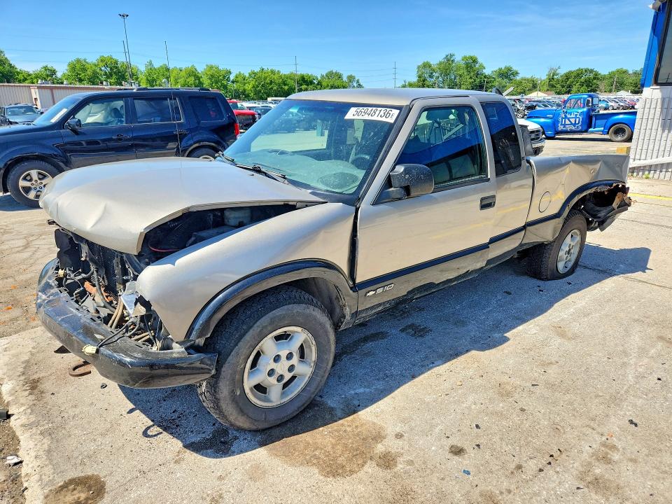 CHEVROLET UK 2000 with VIN 1GCDT19W5Y8224951 - Photo from auction