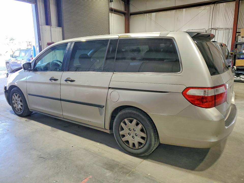 Photo 2 from auction – 2005 HONDA ODYSSEY with VIN 5FNRL38225B031409