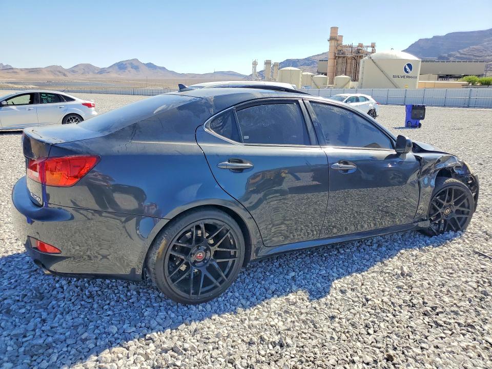 Photo 3 from auction – 2007 LEXUS IS with VIN JTHBK262272027477