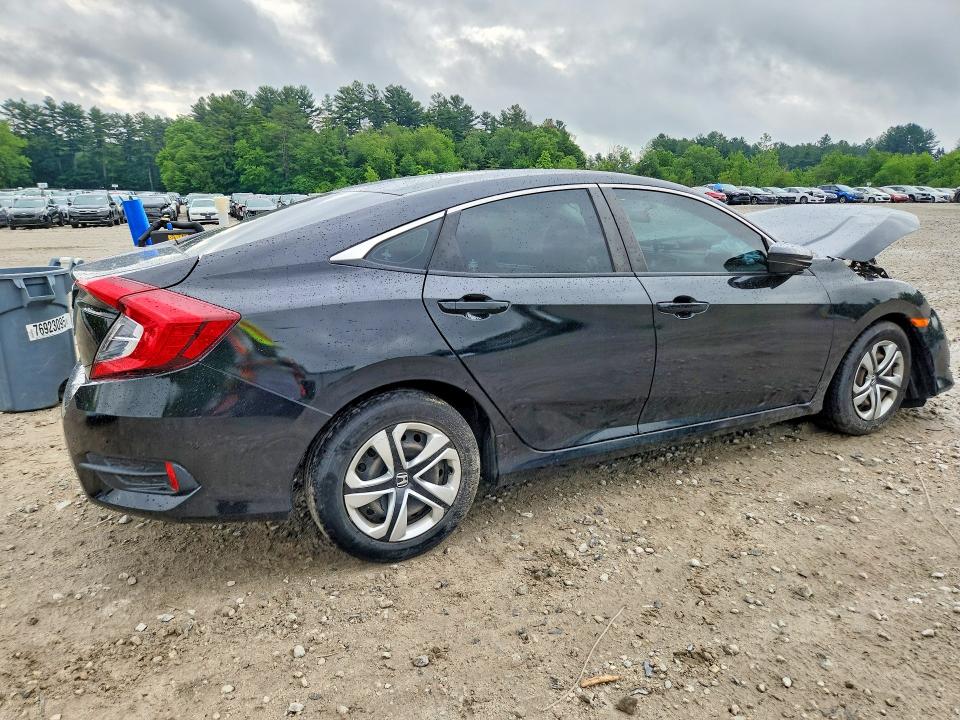 Photo 3 from auction – 2017 HONDA CIVIC with VIN 19XFC2F57HE215278
