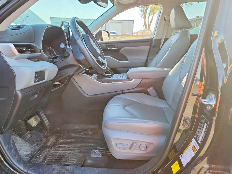 Photo 7 from auction – 2022 TOYOTA HIGHLANDER with VIN 5TDHZRBH1NS245443