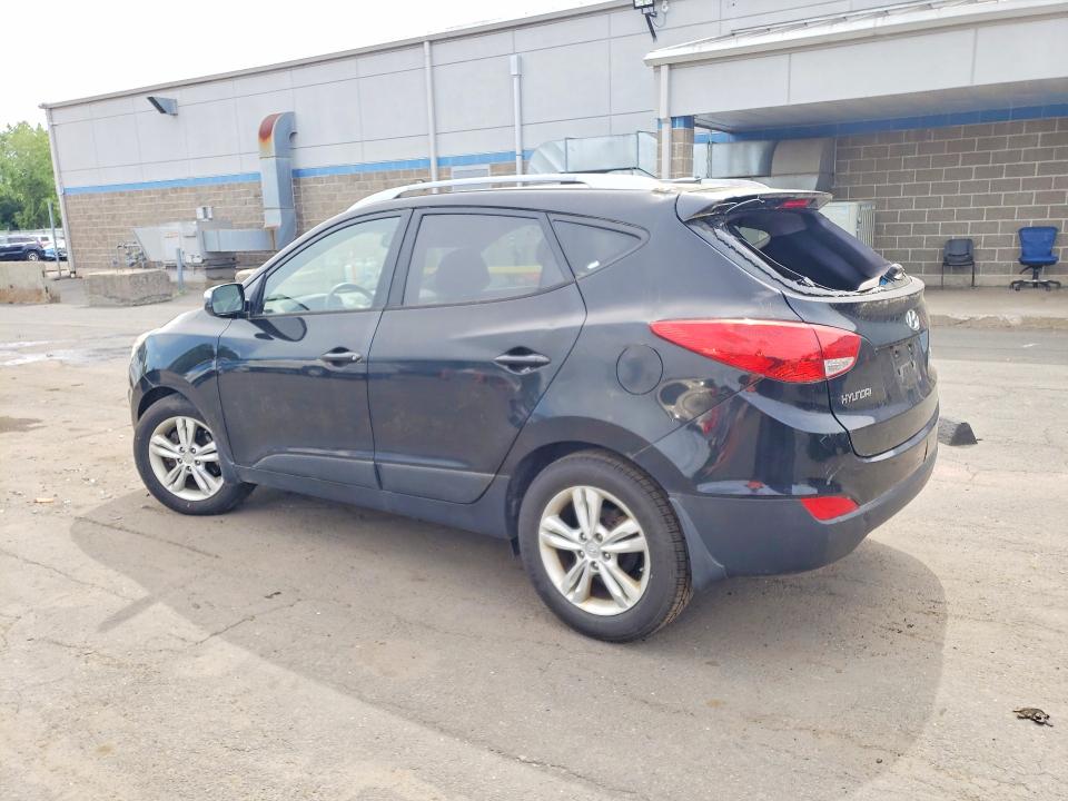 Photo 2 from auction – 2013 HYUNDAI TUCSON with VIN KM8JU3AC0DU577267