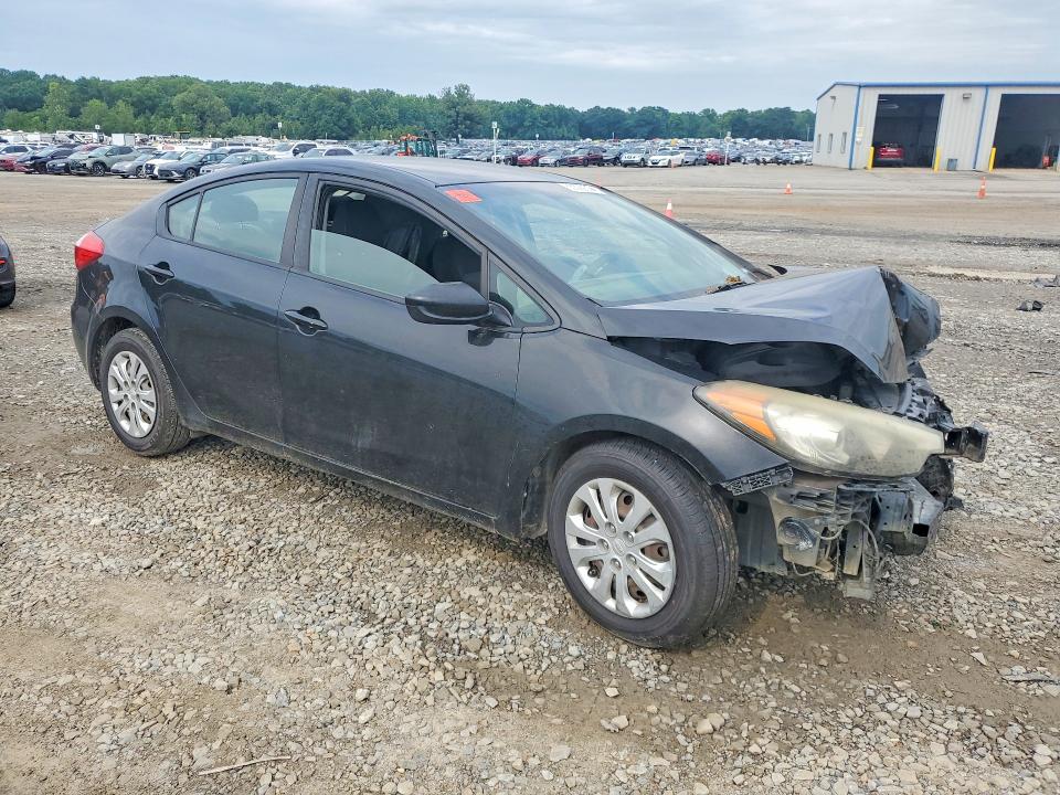 Photo 4 from auction – 2016 KIA FORTE with VIN KNAFK4A64G5587523