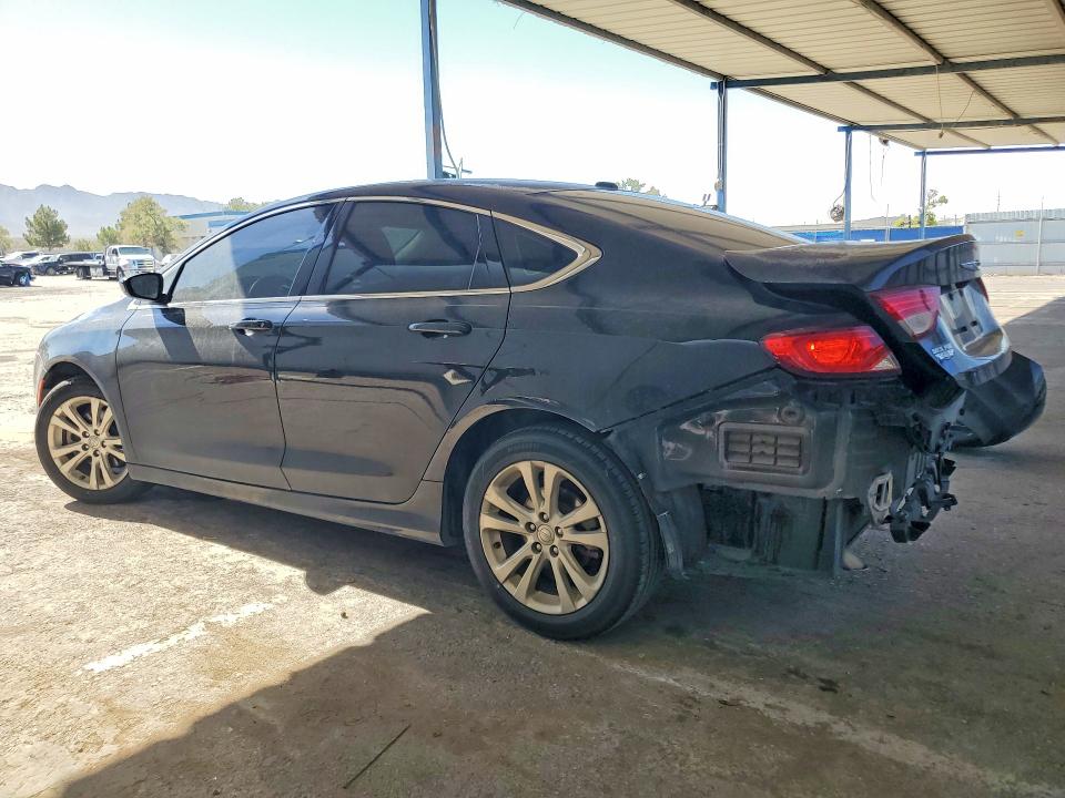 Photo 2 from auction – 2015 CHRYSLER 200 with VIN 1C3CCCAB8FN533316