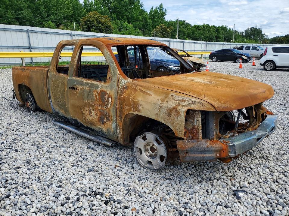 Photo 4 from auction – 2013 CHEVROLET SILVERADO with VIN 1GCRCSE00DZ210747