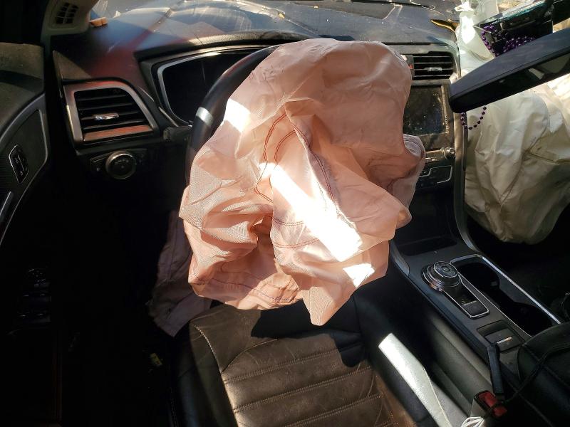 Photo 8 from auction – 2017 FORD FUSION with VIN 3FA6P0PU5HR174713