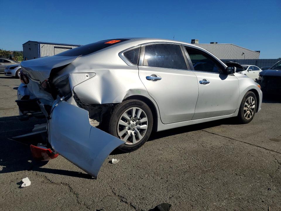 Photo 3 from auction – 2018 NISSAN ALTIMA with VIN 1N4AL3AP1JC120582