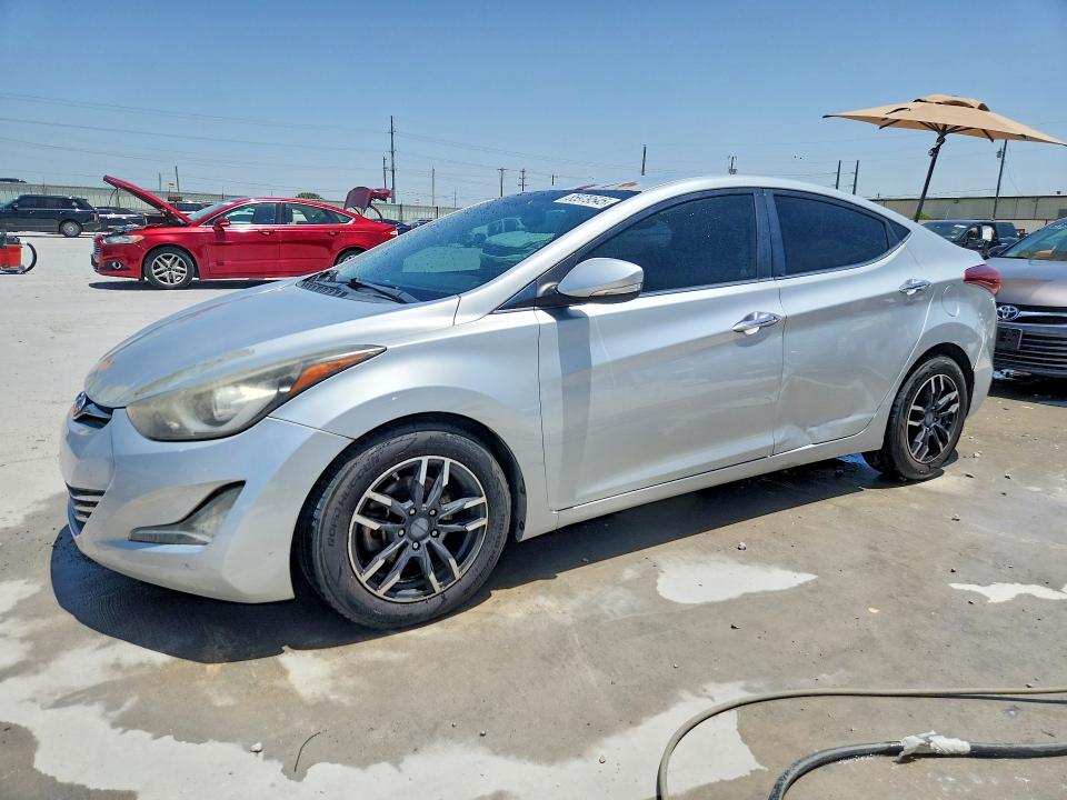 HYUNDAI ELANTRA 2015 с VIN 5NPDH4AE9FH546948 - Снимка от търг