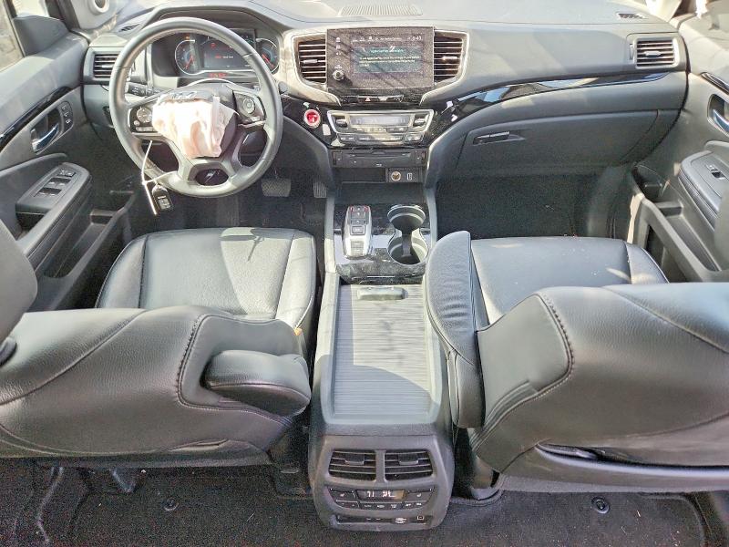 Photo 8 from auction – 2022 HONDA PILOT with VIN 5FNYF5H60NB030745