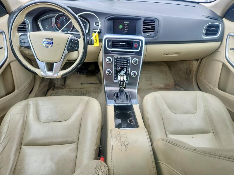 Photo 8 from auction – 2015 VOLVO S60 with VIN YV140MFK6F1347315