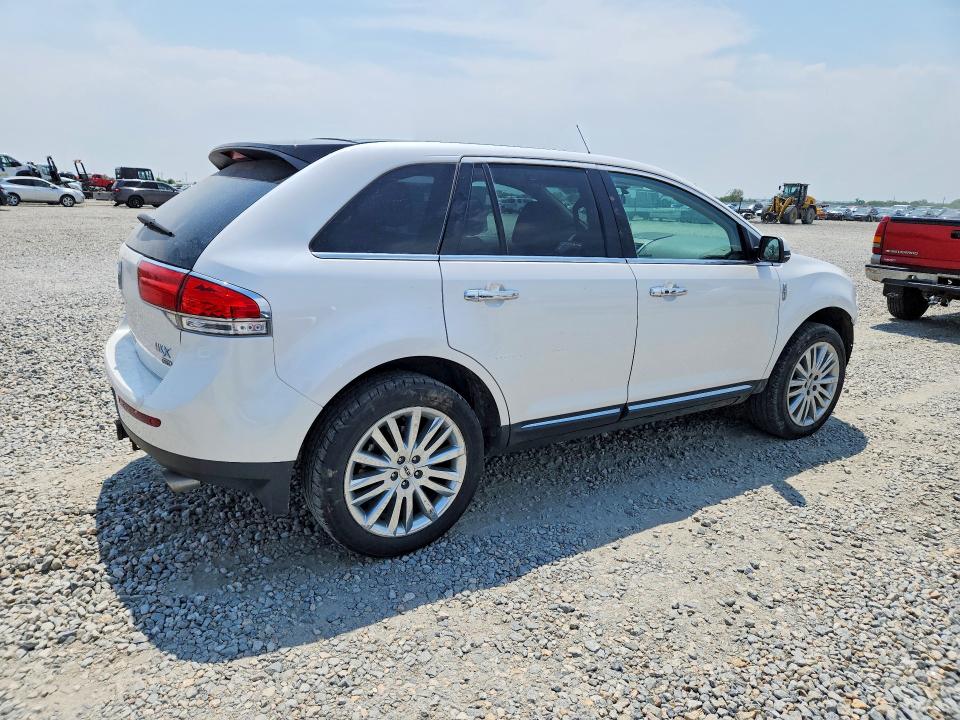 Photo 3 from auction – 2015 LINCOLN MKX with VIN 2LMDJ8JK6FBL31394