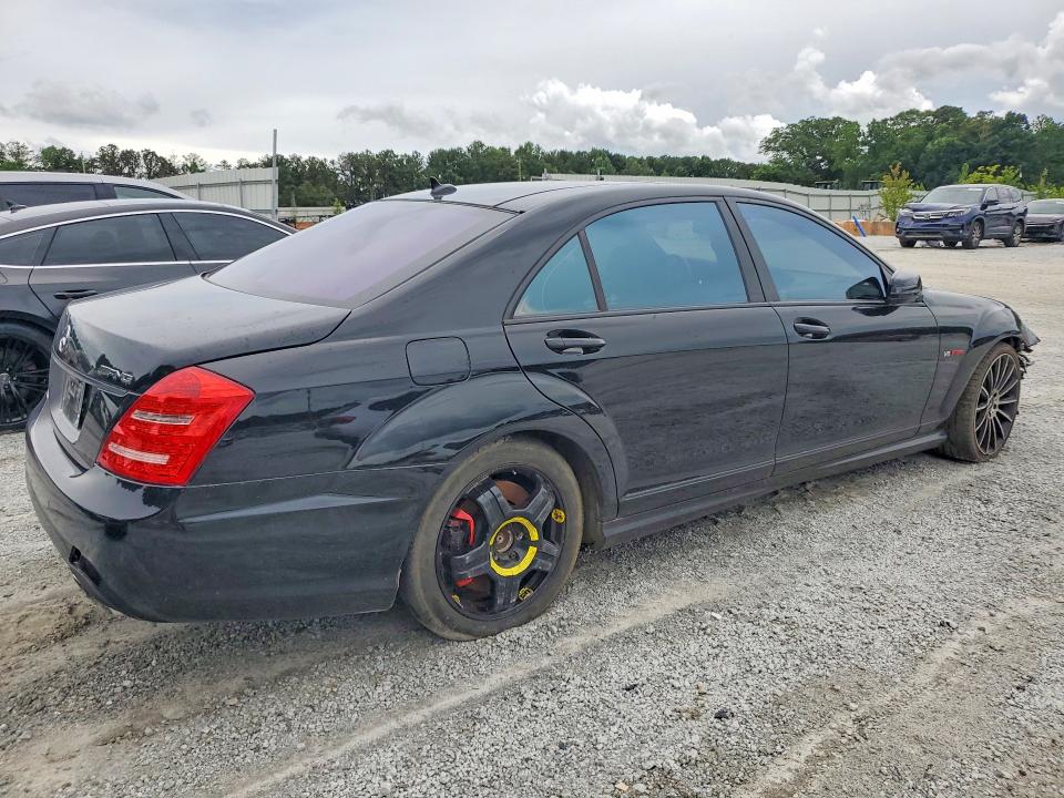 Photo 3 from auction – 2011 MERCEDES-BENZ S with VIN WDDNG7EB2BA372365