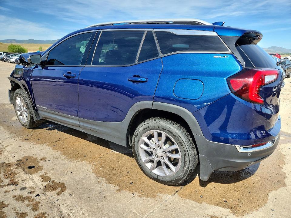 Photo 2 from auction – 2022 GMC TERRAIN with VIN 3GKALVEV2NL163289