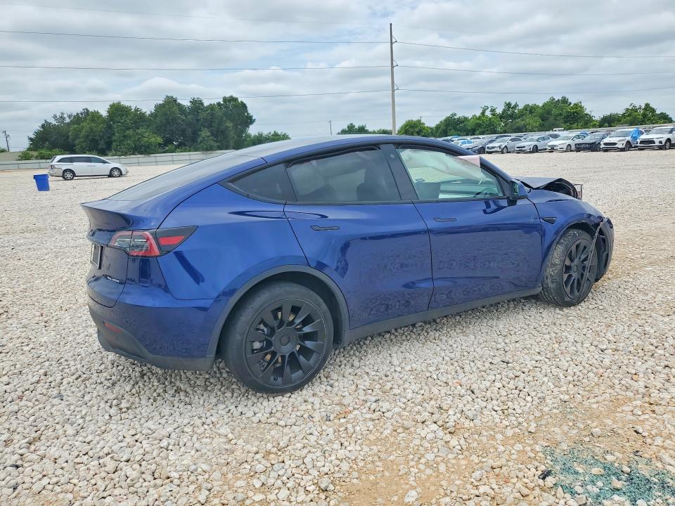 Photo 3 from auction – 2023 TESLA MODEL Y with VIN 7SAYGAEEXPF647190