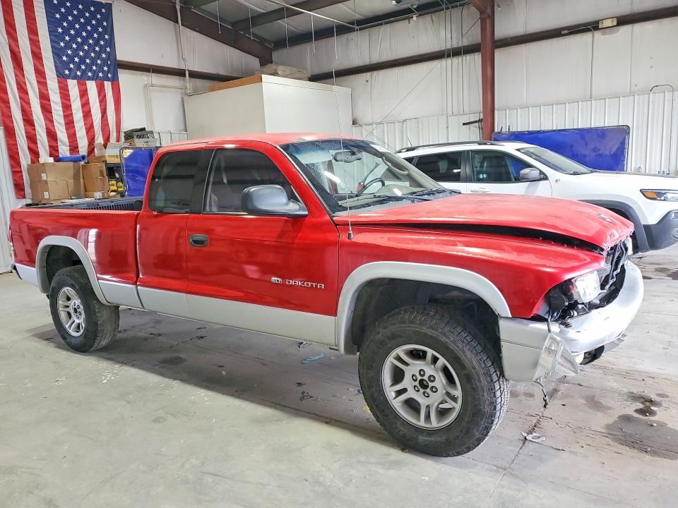 Photo 4 from auction – 2002 DODGE DAKOTA with VIN 1B7GG42N22S652846