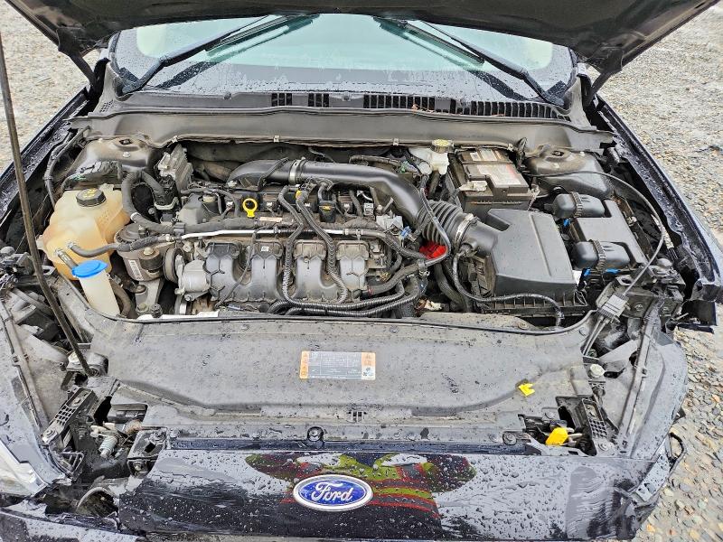 Photo 11 from auction – 2019 FORD FUSION with VIN 3FA6P0T98KR236582