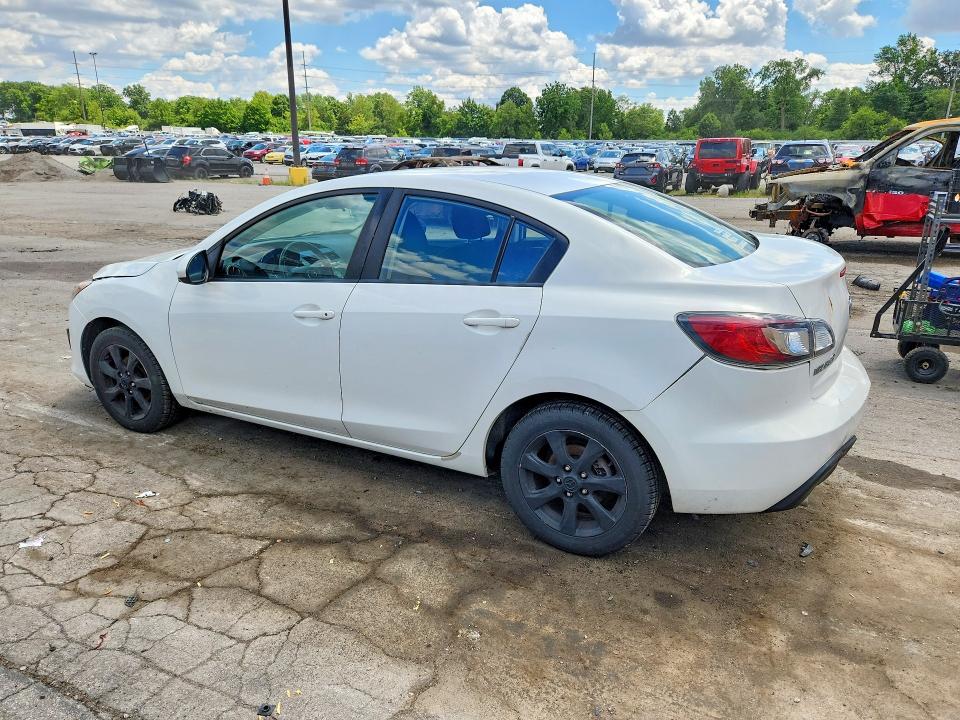 Photo 2 from auction – 2010 MAZDA 3 with VIN JM1BL1SF4A1210992