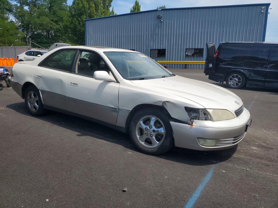 Photo 4 from auction – 1998 LEXUS ES with VIN JT8BF28G3W5045626