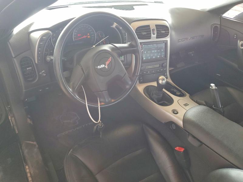 Photo 8 from auction – 2005 CHEVROLET CORVETTE with VIN 1G1YY24UX55133680
