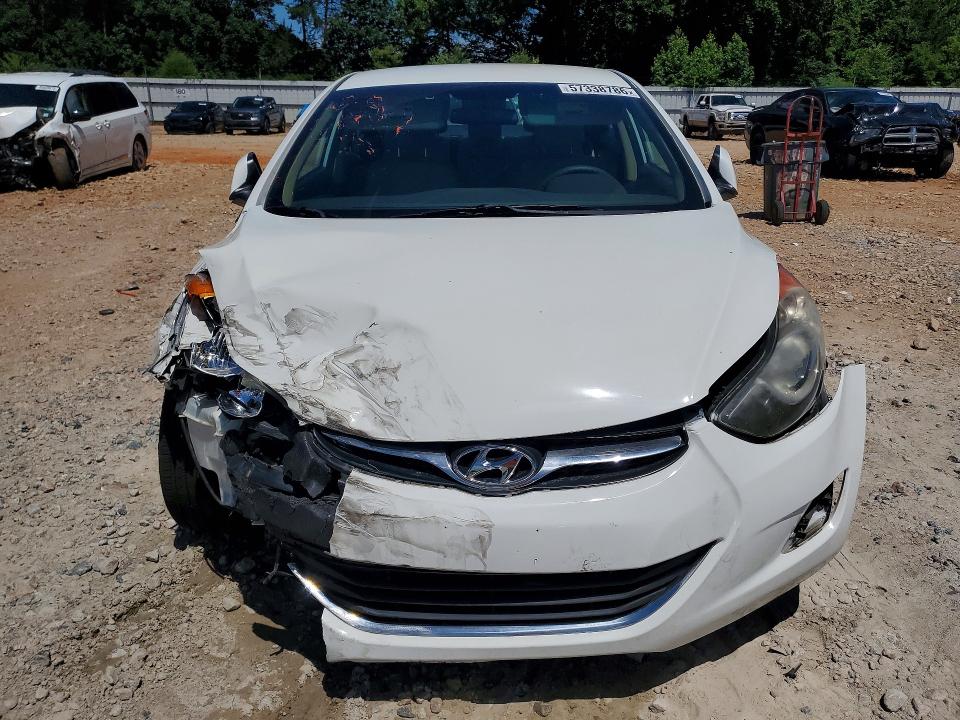 Photo 5 from auction – 2013 HYUNDAI ELANTRA with VIN 5NPDH4AE1DH334977