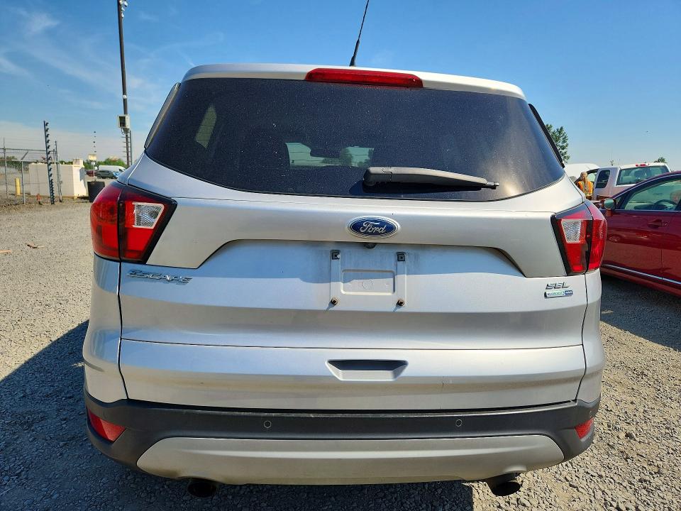 Photo 6 from auction – 2019 FORD ESCAPE with VIN 1FMCU9HD9KUC05515
