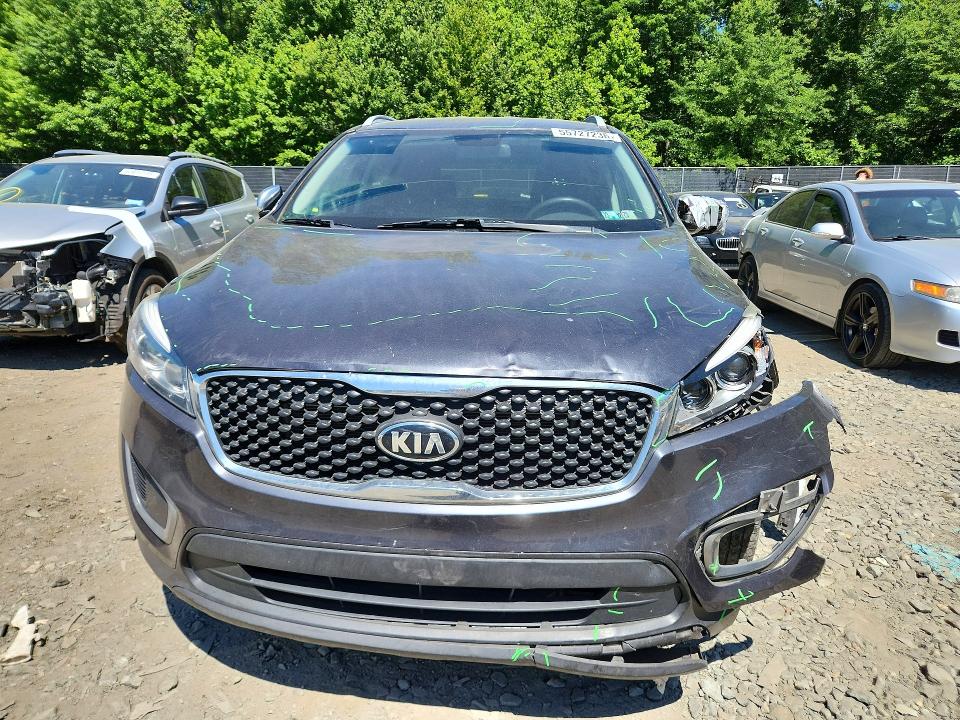 Photo 5 from auction – 2016 KIA SORENTO with VIN 5XYPGDA33GG102052