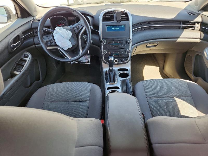 Photo 8 from auction – 2015 CHEVROLET MALIBU with VIN 1G11A5SLXFU101756