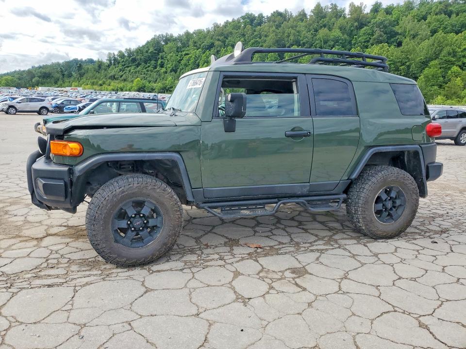 Photo 1 from auction – 2011 TOYOTA FJ CRUISER with VIN JTEBU4BF0BK111981