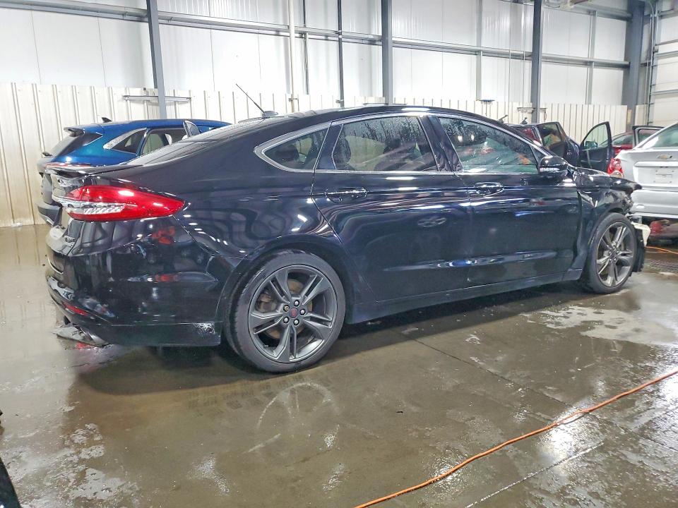 Photo 3 from auction – 2018 FORD FUSION with VIN 3FA6P0VP0JR107696