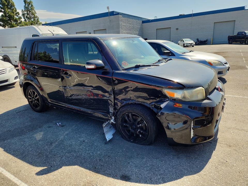 Photo 4 from auction – 2015 SCION XB with VIN JTLZE4FE0FJ079972