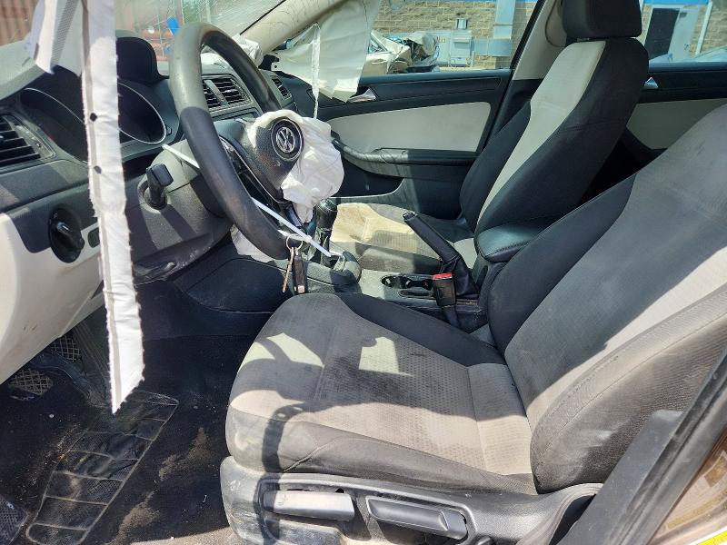 Photo 7 from auction – 2015 VOLKSWAGEN JETTA with VIN 3VW1K7AJ1FM336337