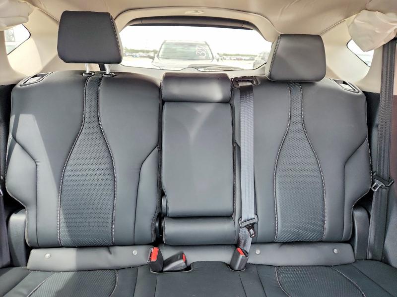 Photo 10 from auction – 2021 ACURA RDX with VIN 5J8TC1H57ML004403