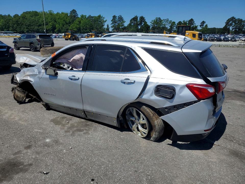 Photo 2 from auction – 2021 CHEVROLET EQUINOX with VIN 3GNAXNEV4MS146215