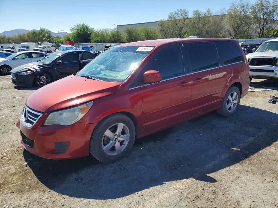 2009 VOLKSWAGEN ROUTAN