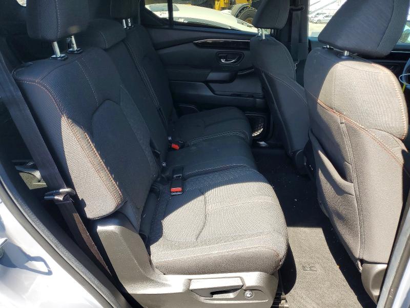 Photo 11 from auction – 2025 HONDA PILOT with VIN 5FNYG2H31SB027852