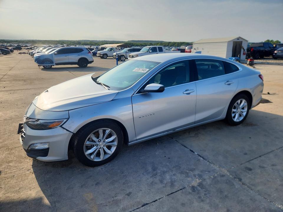 CHEVROLET MALIBU 2022 with VIN 1G1ZD5ST3NF140640 - Photo from auction