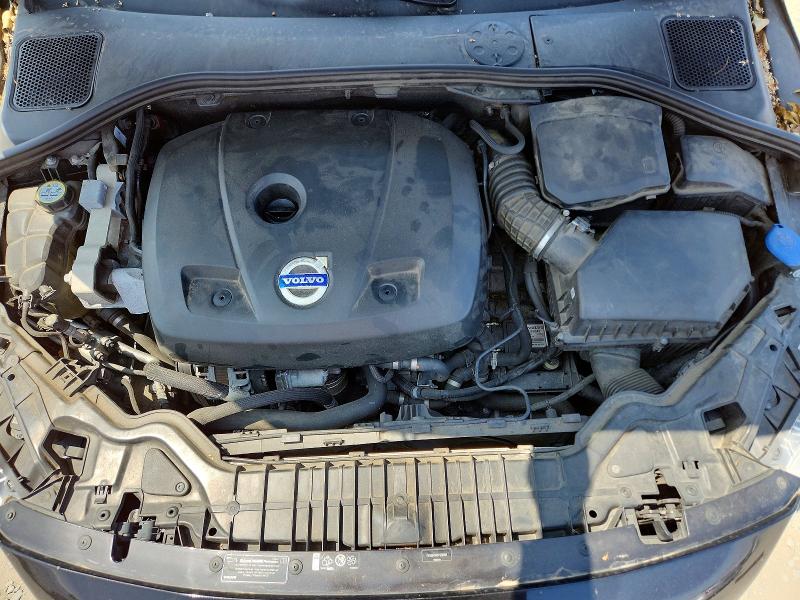 Photo 11 from auction – 2015 VOLVO S60 with VIN YV149MFM3F1339194