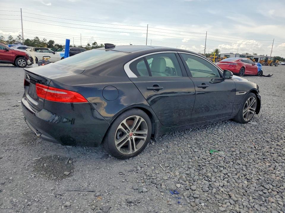 Photo 3 from auction – 2018 JAGUAR XE with VIN SAJAD4EV9JCP25828