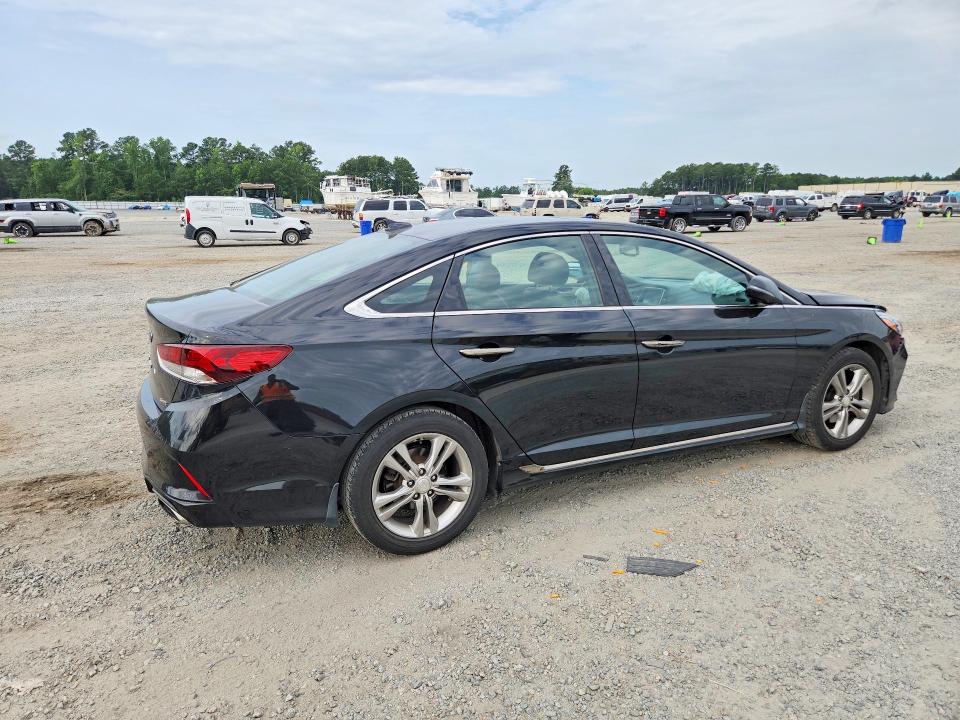 Photo 3 from auction – 2018 HYUNDAI SONATA with VIN 5NPE34AF0JH708325