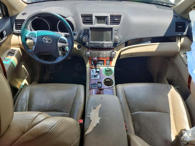 Photo 8 from auction – 2012 TOYOTA HIGHLANDER with VIN 5TDYK3EH5CS080863