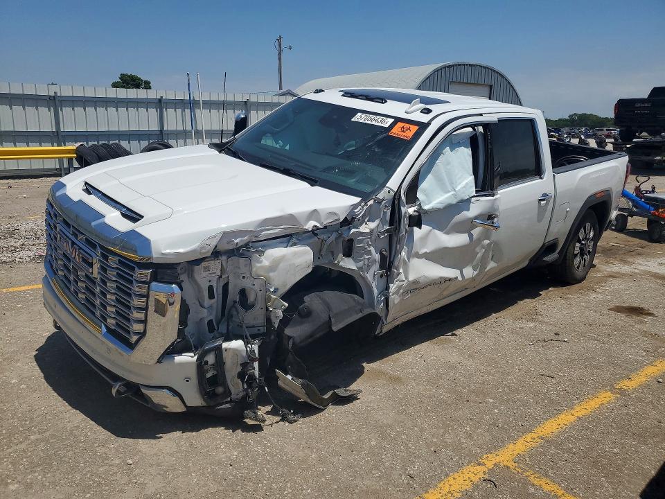 GMC SIERRA 2024 with VIN 1GT49REY8RF368995 - Photo from auction