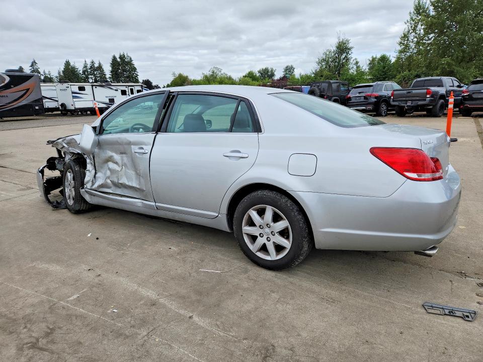 Photo 2 from auction – 2005 TOYOTA AVALON with VIN 4T1BK36B95U015069